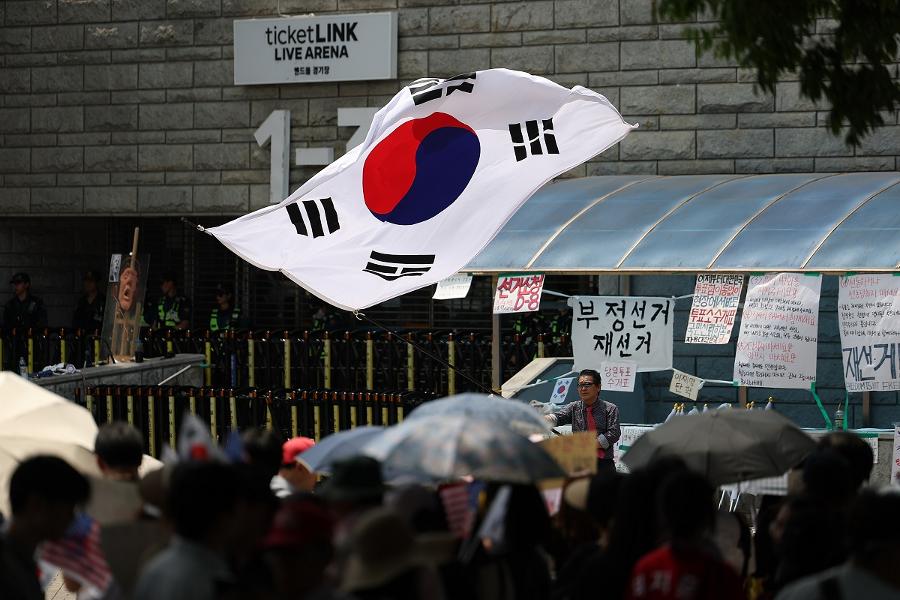 '잠실 개표소 봉쇄 시위'는 민주화운동인가, 부정선거론의 확산인가? : 우리가 놓치고 있는 지점