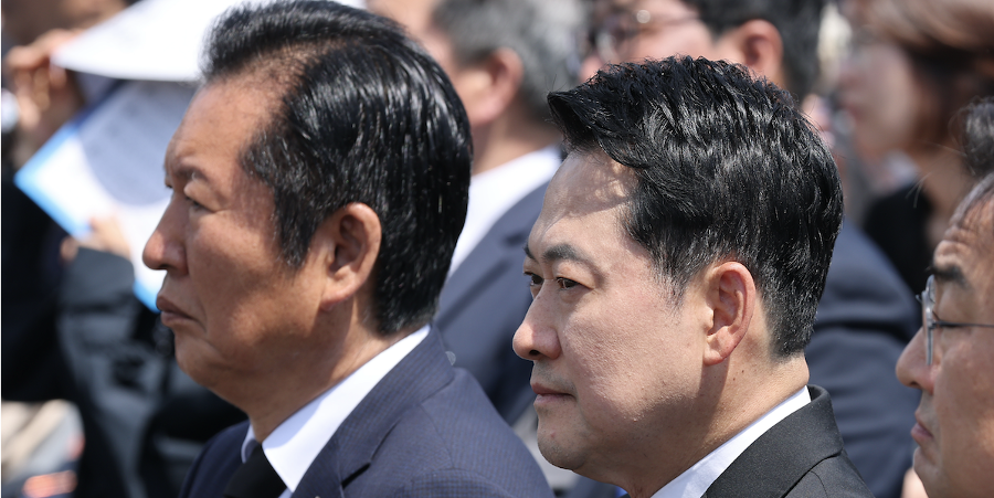 당 대표 수난시대 : 사퇴 압박 받는 정청래와 장동혁는 비슷한 듯 다른 행보 보였다