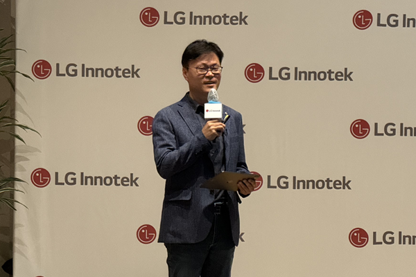 LG이노텍 패키지솔루션사업에서만 5년 뒤 4배 뛴 영업이익 1조 바라본다, 'AI 시대 초미세 도화지' 반도체 기판 확장 드라이브