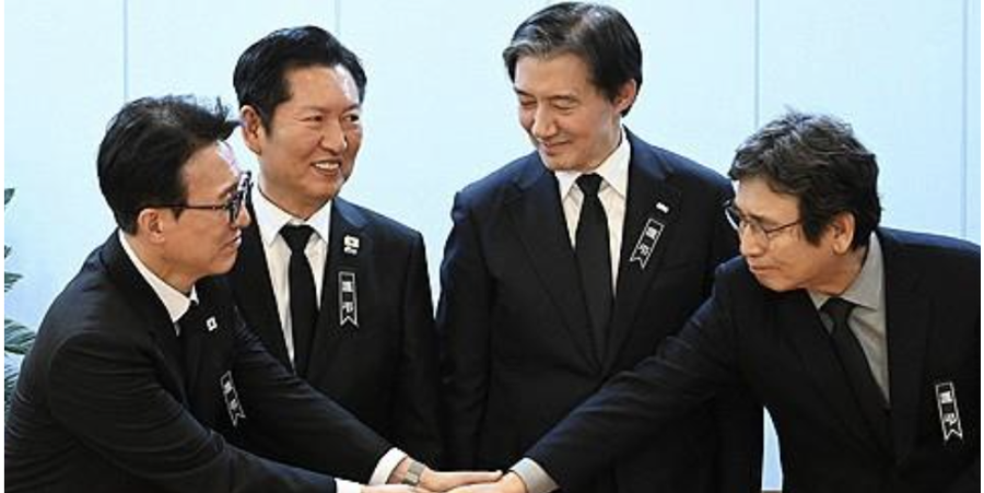 민주당 당권투쟁, 이미 유튜브에서 '감정싸움'이 폭발하고 있다 : 이성적 논쟁 vs 감정적 모욕
