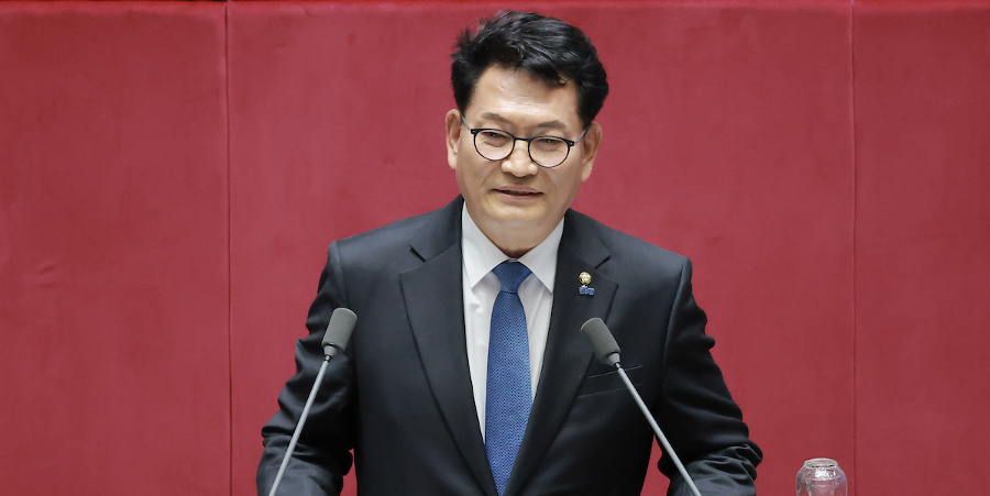 송영길이 돋보인다 : 같은 당의 특정인을 떨어뜨려 출마한다는 '아주 낯선' 명분