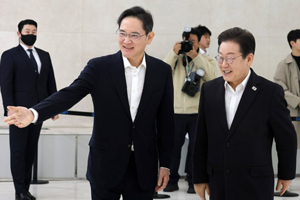 삼성이 호남 넘어 충청·영남·수도권 아우르는 '전국구 투자' 발표한다 : 10년 동안 1천조 규모 예상