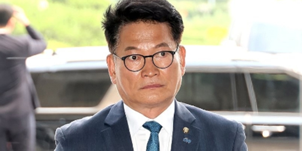 송영길 '노무현 장례식' 가짜뉴스, 정작 본인은 노무현에게 오만하다 직격하고 이명박에 빗대기도