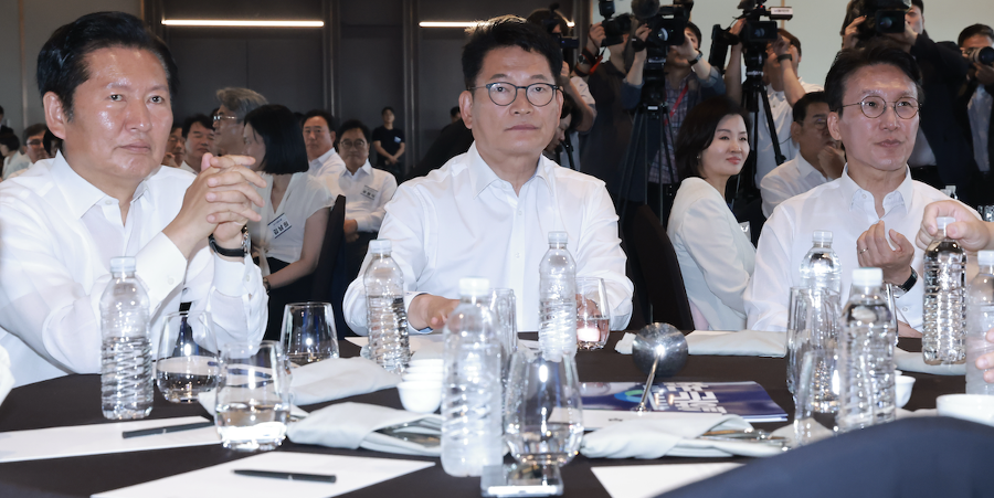 민주당 송영길의 세 번째 헛발질 : 2030 민심과 검찰개혁이 '양자택일' 문제인가