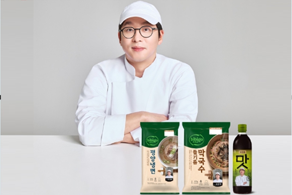 ‘흑백요리사부터 편스토랑까지’ 방송이 검증한 맛을 상품으로 만든다 : '스타 셰프 IP' 확보 경쟁 나선 유통업계