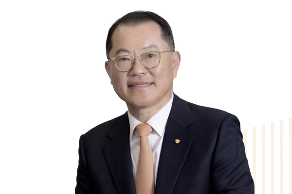 한화오션 김희철 캐나다 잠수함 사업 도전이 남긴 '고정비' 부담 방산 수주로 턴다 : 해양플랜트도 고정비 해소 과제