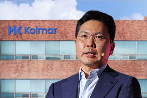 한국콜마 '최대 실적' 전망에도 미국 법인 적자 탈출 난망 : 윤상현 부회장 'FDA 허가' 자외선차단 성분으로 반전 꾀한다