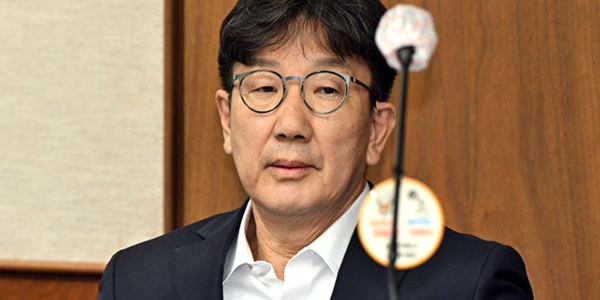 권성동이 퇴장했다 : 친이·친윤 거치며 17년 권력 누렸으나 '통일교 1억 수수' 유죄 확정