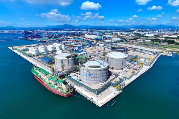 대우건설 울산 북항 LNG 터미널 3단계 준공 마무리, 국내외 에너지 사업 확장에 속도 낸다