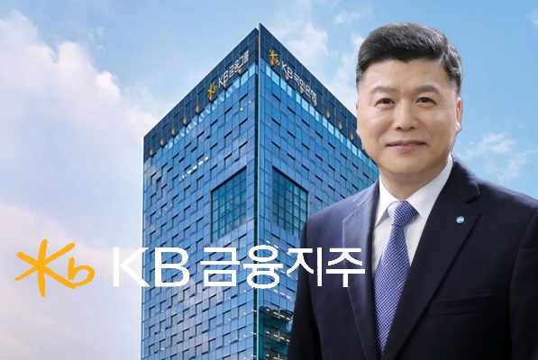 [KB금융 회장 도전자들] 권광석 '외부 후보'로 이례적 실명 공개, 6년 전 우리은행장 때 성공적 '위기 경영' 주목 받아