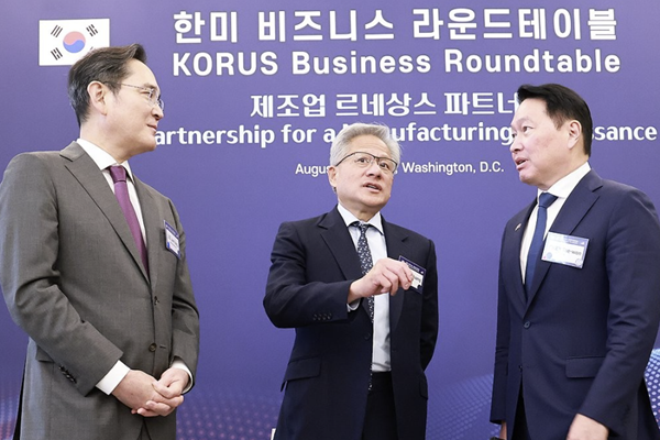 삼성 이재용·SK 최태원·네이버 이해진 미국서 엔비디아 젠슨 황 재회, 메모리와 AI 글로벌 시장 리더들의 동맹 강화