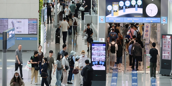 한국 여권파워 '2위', 188개국에 무비자 또는 도착비자로 입국 가능 : 그 사이 미국은 '10위'로 급락 