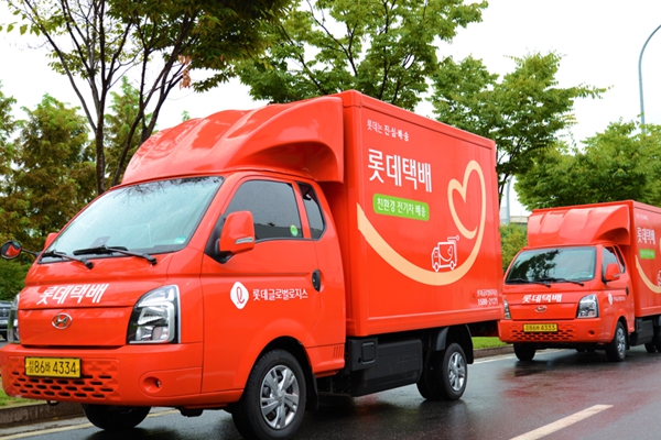 택배노조, 롯데글로벌로지스와 원청 본교섭 '삐걱' : '택배 수수료' 의제 포함 놓고 갈등하다 기본협약도 불발