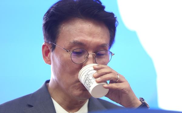 친석계 '신천지 의혹' 수습하려다 박선원 '나무위키'에 역풍 : 결국 '친낙계의 대장동' 꼴 나나