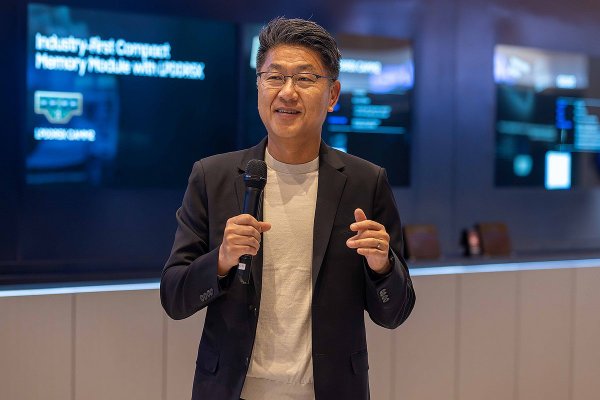 삼성전자 DS부문 '아픈 손가락' 파운드리가 2나노와 수주 확대로 성장세 전환 : 한진만 약속한 '흑자 전환' 가시권 들어왔다