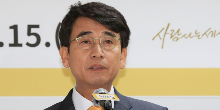 유시민의 참견과 참전은 계속된다 : 나를 자폭 테러범처럼 묘사, 이재명 대통령과 전우애 있지만 관계 포기할 수도