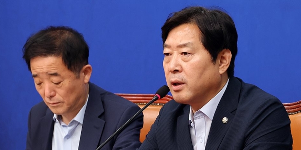 민주당 친석계, 말이 많이 달라졌다 : 정청래의 '합당 반대했다' 겨냥에 황명선·강득구 반대한 적 없다