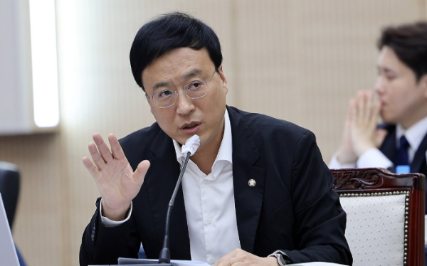 내년 1월 시행되는 가상자산 소득세 과세 3년 연장 : 국민의힘 정성국 '소득세법 개정안' 대표 발의