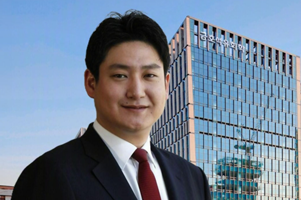 금호석유화학 업계 불황 속 홀로 선방 : 박준경의 공급망 다변화·고부가 제품 집중 전략 통했다