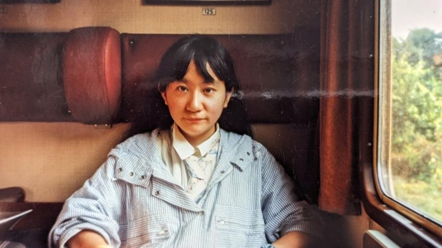24세 누나에게 조현병이 찾아왔고, 가족의 삶이 달라졌다 : 동생이 직접 기록한 다큐 영화 '어떻게 해야 했을까?'