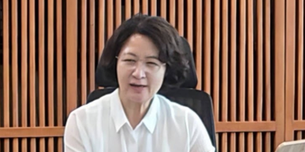 추미애, 김민석 겨냥 작심 발언 : 검찰개혁 TF 꾸리고 개혁을 지체시켰다, 하나를 보면 열을 안다