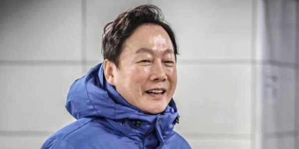 민주당 김민석, 특보단 9명을 임명했는데 한 사람이 눈길을 끈다 : 친명팔이 뿌리뽑겠다 외치던 정봉주