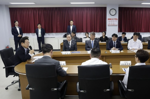 SPC그룹 허영인 오너 일가 산업안전투자 무시하고 적자기업에서 배당 잔치 : 노동자 안전보다 승계가 우선