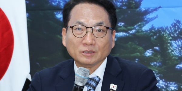 민주당, 이재명 유죄 가능성 조국 발언에 반발 : 조국 충언은 귀에 거슬리나 이롭다