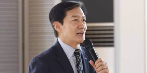 조국혁신당 조국, 이재명 정부·민주당의 '레드팀' 자처했다 : 여권 지지율 하락해도 조국혁신당 지지율 뛴다