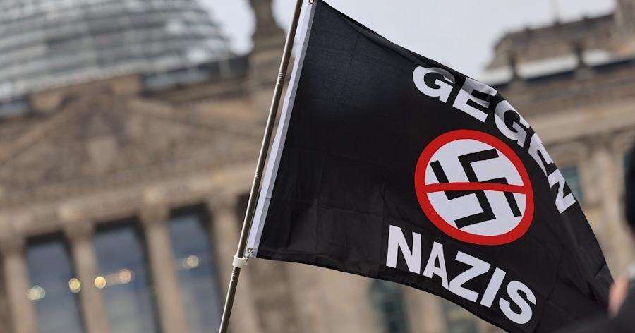 역시, 극우는 불황과 소외를 먹고 자라는가 : 독일 극우정당 AfD 돌풍이 보여준 '어두운 독일'