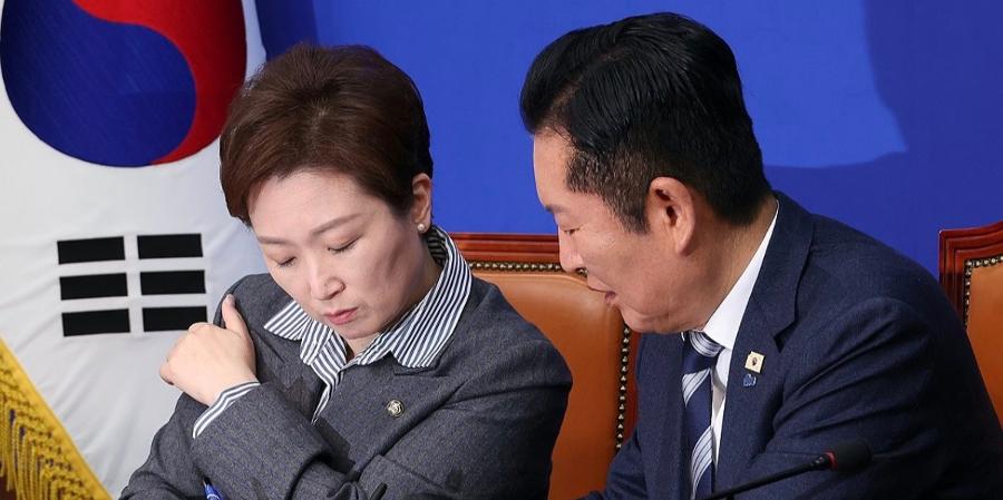 민주당 이언주, 정청래엔 대통령과 맞먹나 vs 김민석엔 대통령에 쓴소리해야 : 이언주의 '이중잣대'