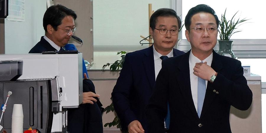 이재명 대통령이 18일 기자회견에서 답해야 할 10가지 : 첫째, 당무개입 어디까지 가능한가요