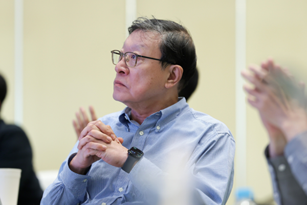 GS 허태수 인공지능 데이터센터 기술 생태계 직접 챙긴다 : '2026 GS벤처스 테크데이' 열고 스타트업 7곳 협업 모색