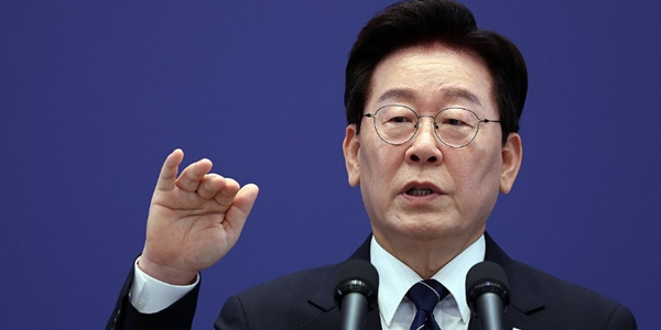 [이재명 기자회견④] '공소취소'에서 '진상규명'으로 한걸음 물러났다 : 조작기소 특검법에 조항 삭제 부탁