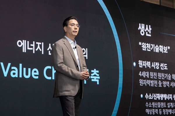 현대건설 이한우 도시정비 10조 돌파에도 주가는 고점 한참 아래, 원전 지연 속 AI 데이터센터 사업 속도 새 변수될까