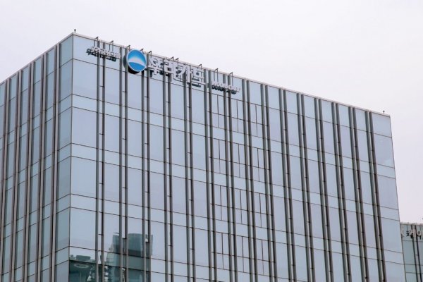 우리카드 비즈플레이와 손잡고 기업카드 공략 : 출장관리 서비스로 고객 접점 넓힌다