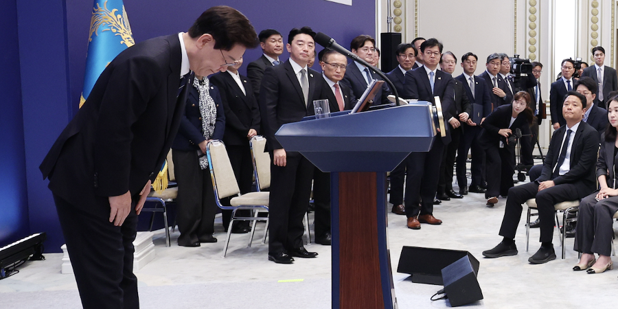 여권 혼란 속 국힘 지지율 '야금야금' 오른다, 장동혁 '꽃길' 열리나 : 내년 전당대회 재출마 가능성까지