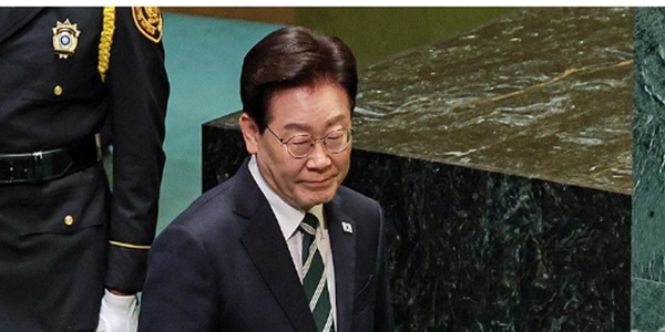 [조원씨앤아이] 기자회견도 효과 없었나, 이 대통령 긍정평가 37.0%로 최저치 경신