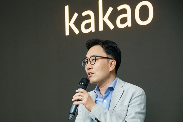 인적분할 앞둔 카카오 CA협의체 김도영-정신아 공동 의장 체제로, 해체 전 석 달간 막바지 조율 힘쓴다