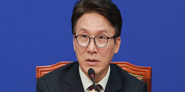 민주당 김민석 공천혁신단 출범식서 정청래·추미애 저격? 지방선거 공천 문제, 날 것의 소리 듣겠다