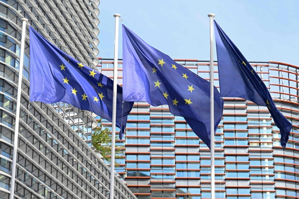 EU, 역내 생산 전기차에 보조금·세제 우대 법안 검토 : 통과 땐 일본 자동차 제조업체에 '피해' 집중될 듯