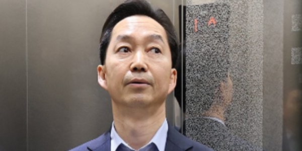 청와대, 중수청장 김지용 임명 강행 기류 : 민주당 코어 지지층과 '헤어질 결심' 굳히나