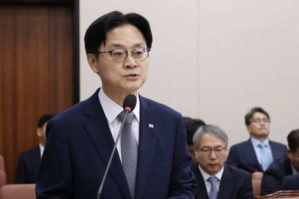 산업장관 김정관 알래스카 LNG 중동 전쟁으로 전략적 가치 생겼다 : 상업적 합리성 전제는 다시 한 번 강조했다