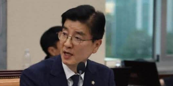 추미애의 '정치적 굴복' 원하는 집권 여당, '대통령 엄호 발언' 뒷배 삼아 경기도정 집중 국감 예고