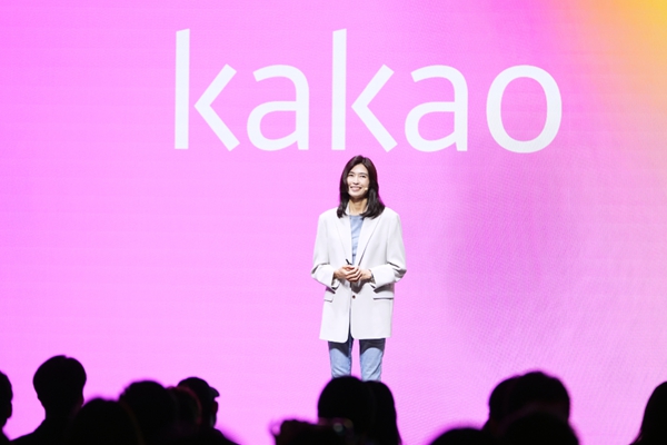 카카오 정신아, 카카오톡에 AI 에이전트 생태계 집어넣는다 : 메시지부터 주문·결제까지 인공지능이 대신해주는 청사진