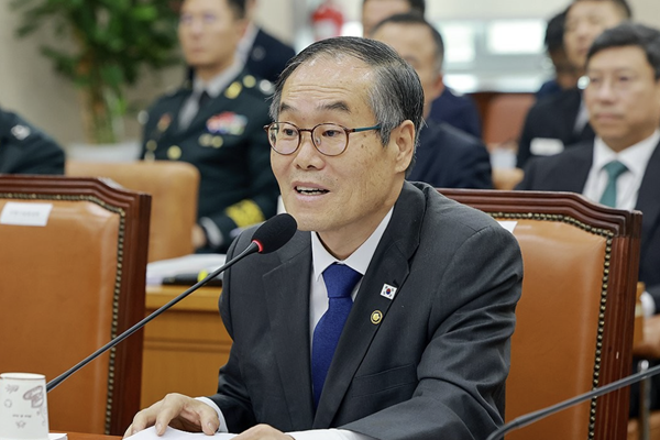 KAI 지분 15.89% 확보한 한화, 경영권까지 손에 넣을 수 있을까 : 방사청장 이용철 아직 결정 내리기엔 이르다