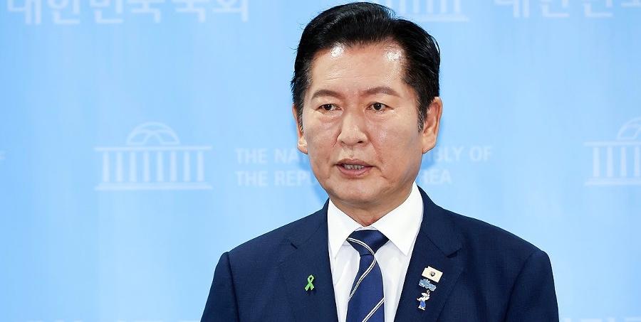 당 대표 선거 후 두 달, 정청래의 역공 : 민주당에서 '신천지 의혹' 다시 불거졌고, 이번엔 김민석 대표가 타깃이다