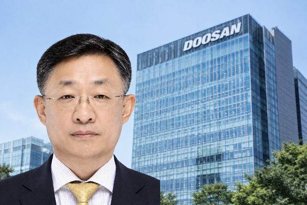 두산그룹 박정원 '제2의 유동성 위기'는 없다 : CFO 10년차 맞는 김민철, 반도체·에너지 대규모 투자 완수 특명
