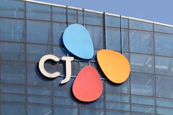 CJ '중앙일보 인수전' 막판 합류해 우선협상대상자 선정 : 이병철 회장 창간 정신 잇고 미디어·물류·광고 시너지 고려