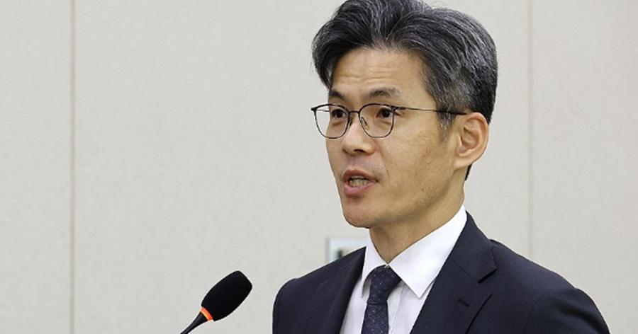 조국, 서울중앙공소청장 비판한 한동훈 직격 친윤검사 보호 안 해줄까봐 불안한가 : 한동훈 주장은 팩트도 틀려